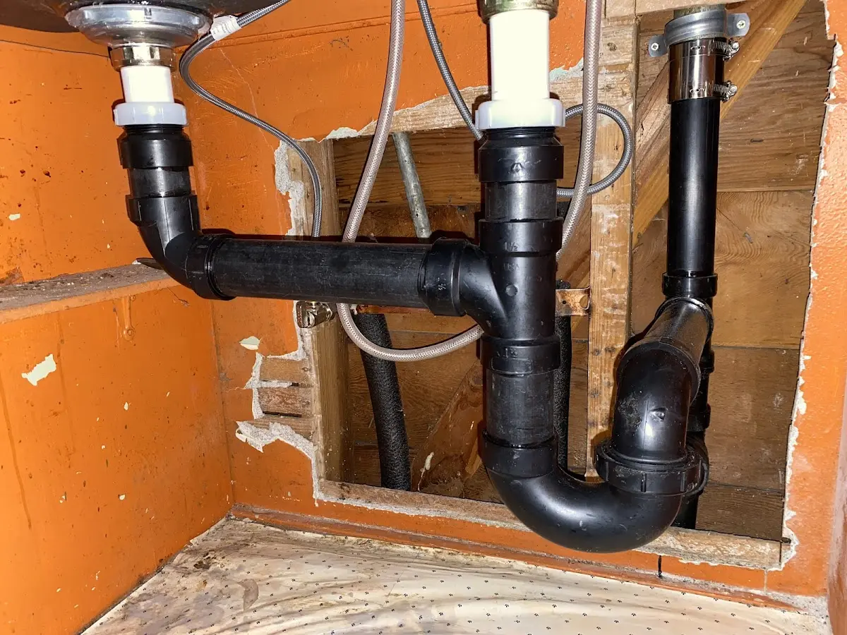 Professional Pipe Bursting equipment and tools on the job in Groves